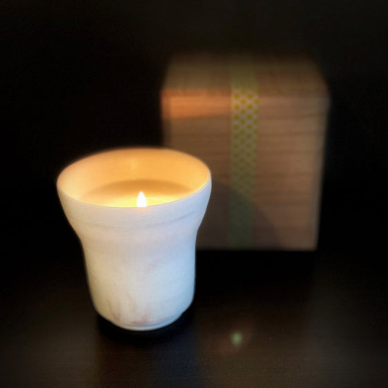 Massage Oil Candle ~ Doppoen ~ White