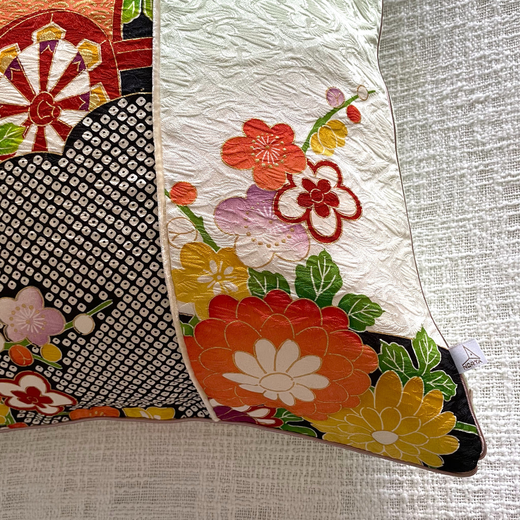 Vintage Kimono Cushion Cover Hanaguruma (Flower car)