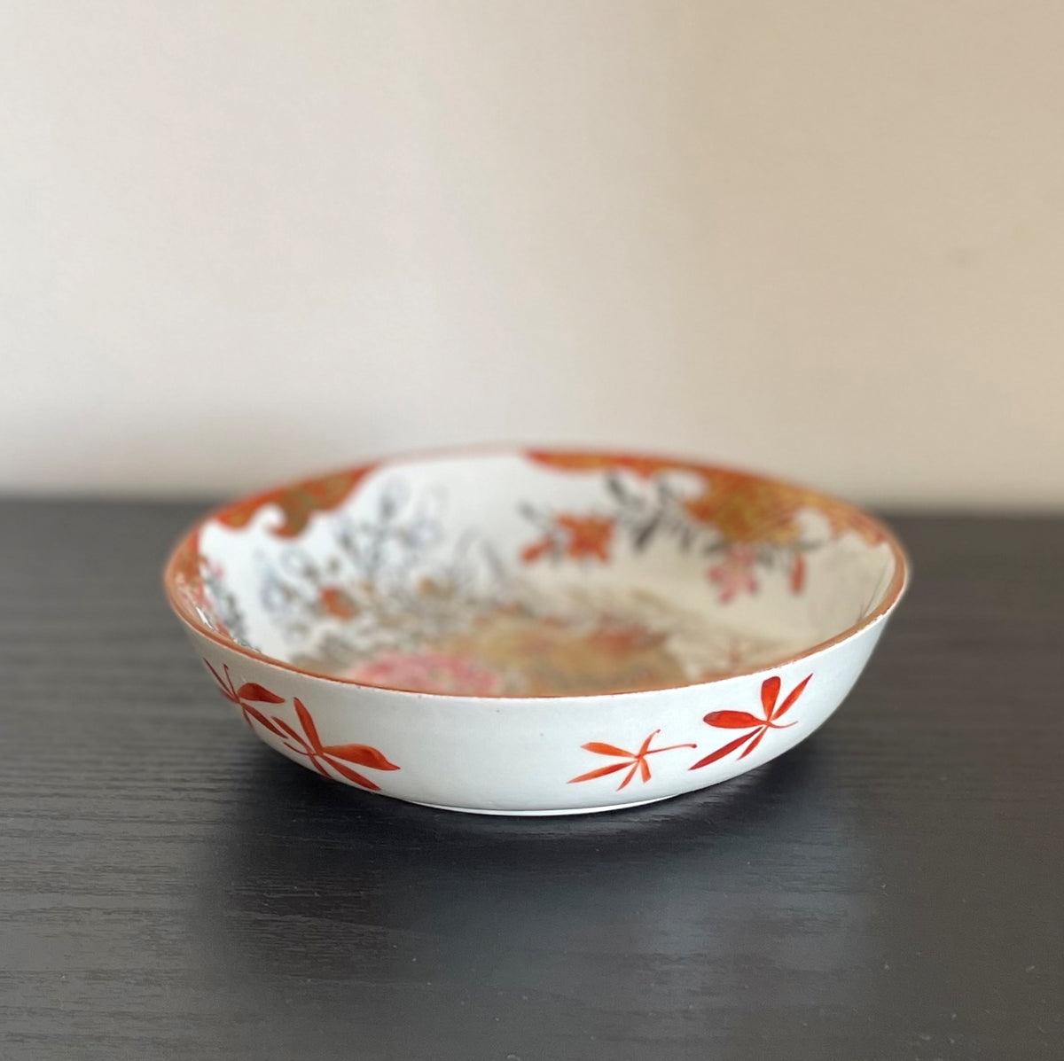 金彩皿 鳥と牡丹