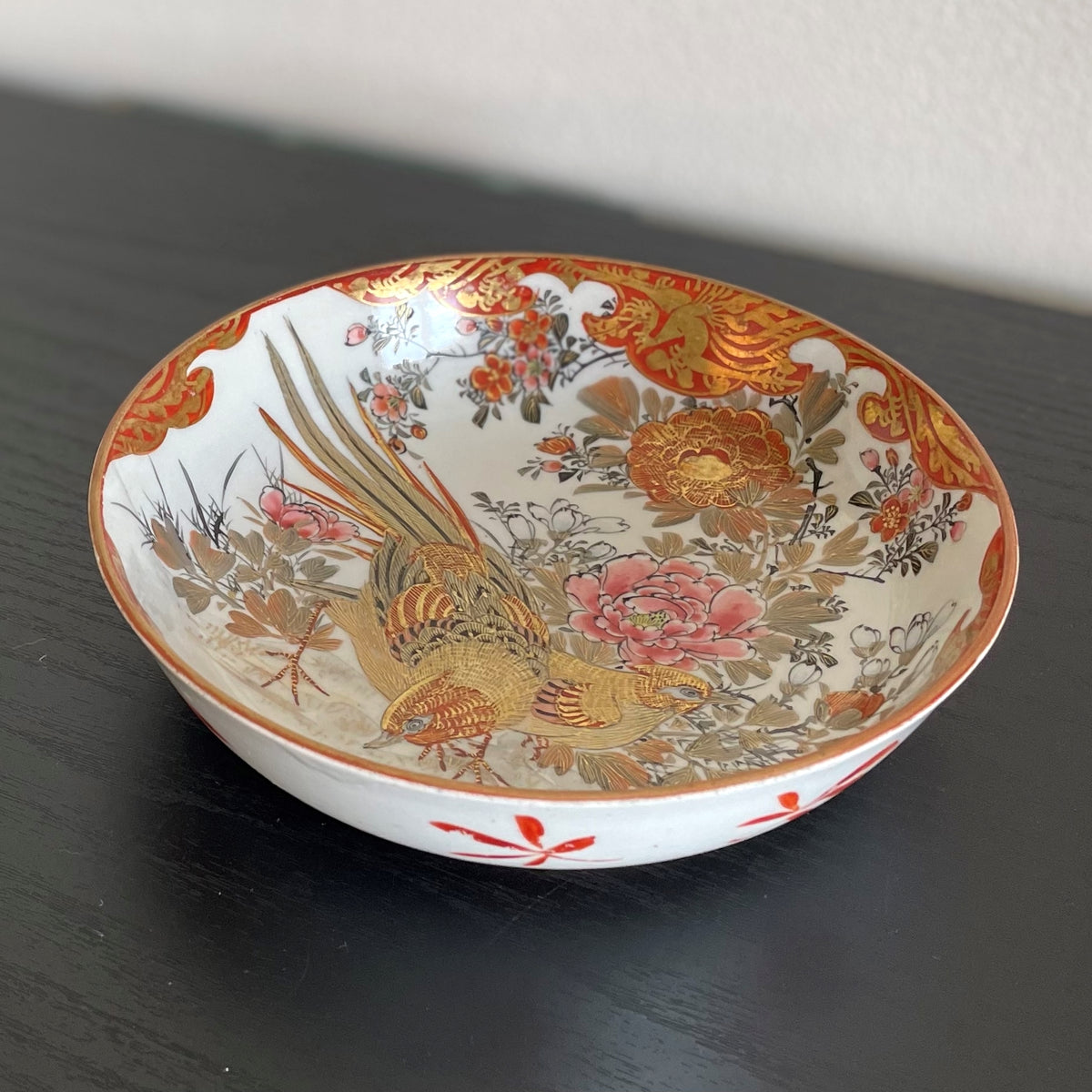 金彩皿 鳥と牡丹