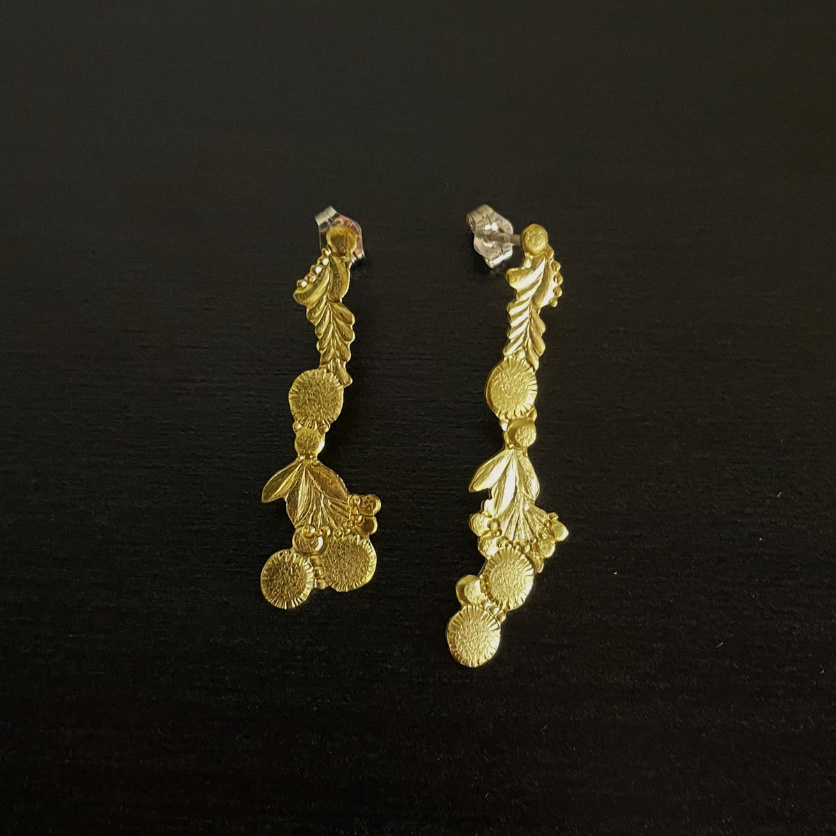 ピアス　花ツラナル