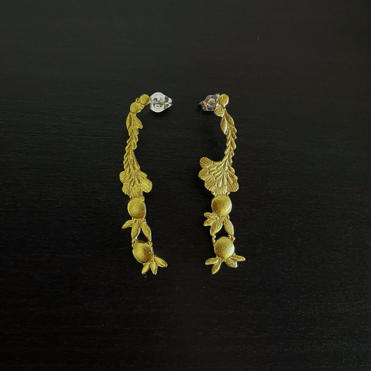 ピアス　花ツラナル
