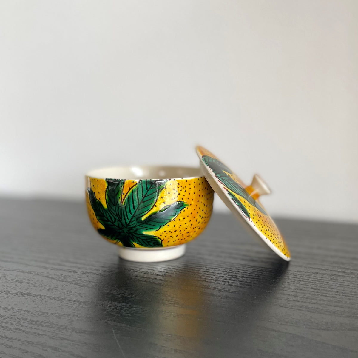 古九谷写し絵 蓋つき茶碗